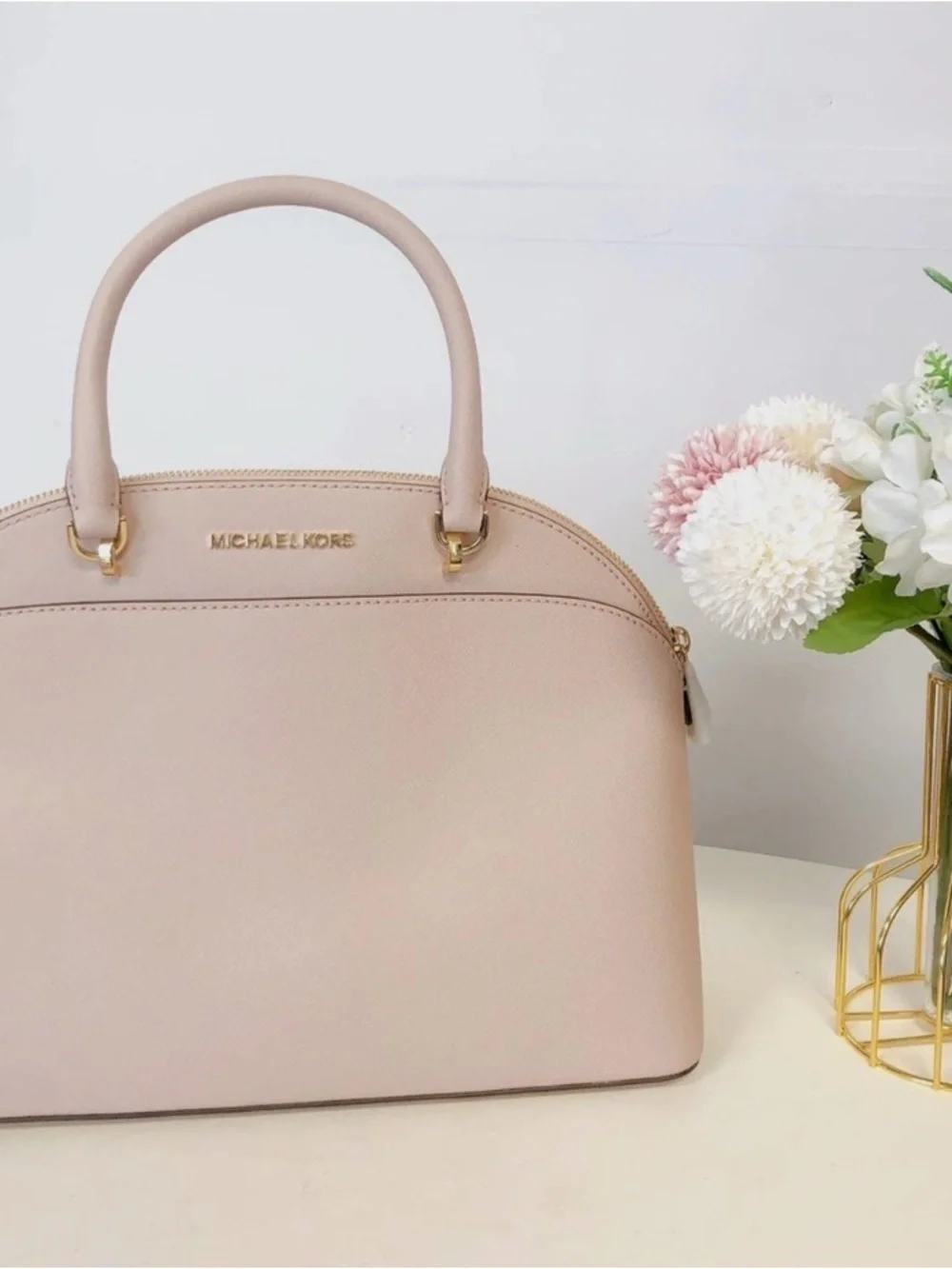 MICHAELs KORS Emmy Large Saffiano Leather Dome Satchel IN BALLET. NWOT